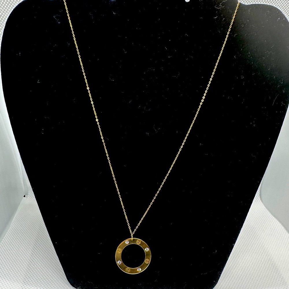 Update sorry no for sale ! Was sold Centered 18k necklace